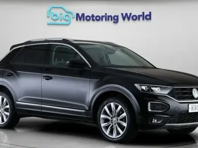 Begagnad VW T-Roc SEL 116 HK (85 kW) 2019 Svart SUV