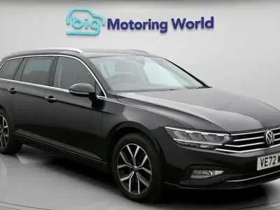 Used VW Passat SEL 150 HP (110 kW) 2023 Black Estate