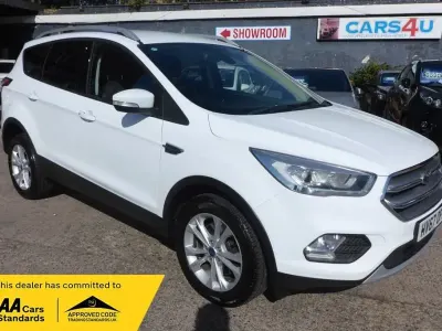 Used Ford Kuga Titanium 120 HP (88 kW) 2017 White SUV