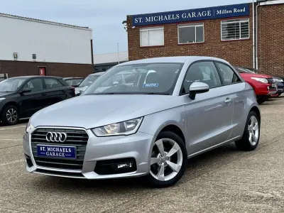 Begagnad Audi A1 Sport 95 HK (69 kW) 2017 Silver Halvkombi