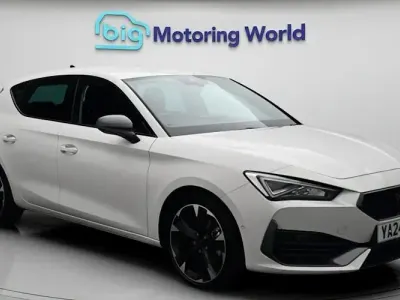 Used Cupra Leon 150 HP (110 kW) 2023 White Hatchback
