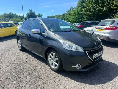 Used Peugeot 208 Style 82 HP (60 kW) 2014 Grey Hatchback