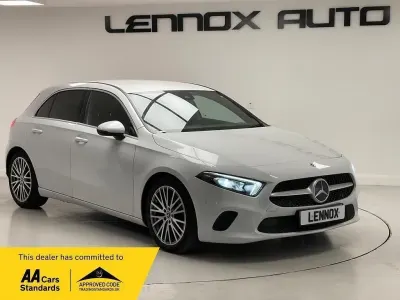 Begagnad Mercedes A180 Executive 136 HK (100 kW) 2022 Vit Halvkombi