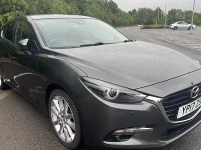 Used Mazda 3 Inclusive 120 HP (88 kW) 2017 Grey Hatchback