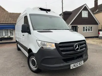Używany Mercedes Sprinter Progressive 2022 Biały Van