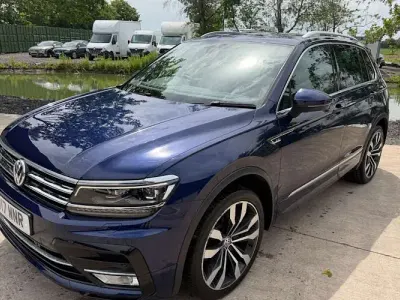 Used VW Tiguan R-line 241 HP (177 kW) 2017 Blue SUV
