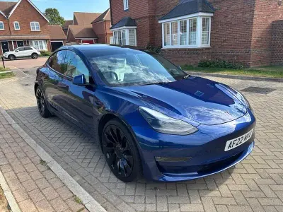 Usado Tesla Model 3 Performance 82 kW (112 CV) 2022 Azul Berlina