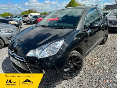 Used Citroën DS3 90 HP (66 kW) 2015 Black Hatchback