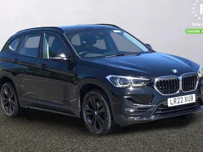 Begagnad BMW X1 Comfort Edition 150 HK (110 kW) 2022 Svart SUV