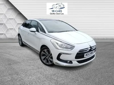 Używany Citroën DS5 160 KM (117 kW) 2012 Biały Hatchback