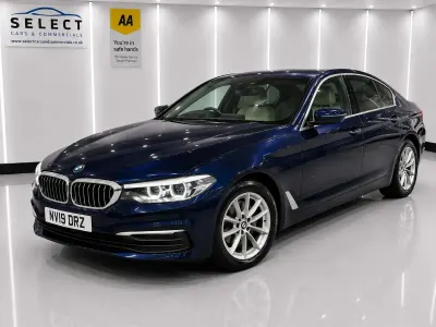 Used BMW 520 Comfort Edition 2019 Blue Sedan