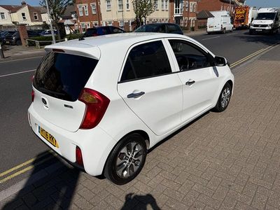 Second-hand Kia Picanto 65 CP (47 kW) 2016 Alb Hatchback