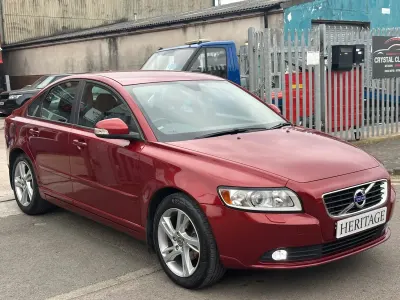 Usado Volvo S40 SE 145 HP (106 kW) 2012 Vermelho Sedan