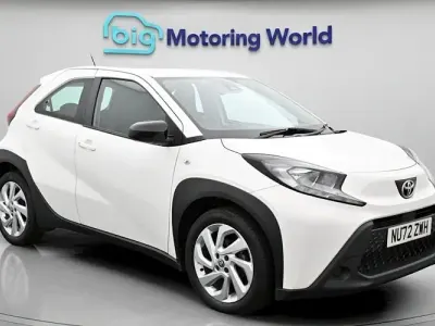 Używany Toyota Aygo X PURE 72 KM (52 kW) 2025 SUV