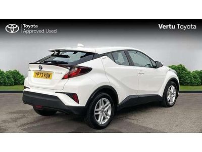 Used Toyota C-HR 122 HP (89 kW) 2023 White SUV