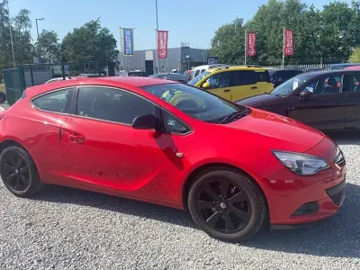 Begagnad Vauxhall Astra GTC Sport 2012 Sportkupé