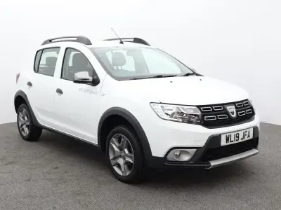Used Dacia Sandero Essentiel 75 HP (55 kW) 2019 White Hatchback