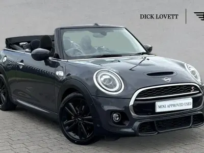 Usado Mini Cooper S Sport 189 HP (139 kW) 2020 Cinzento Citadino