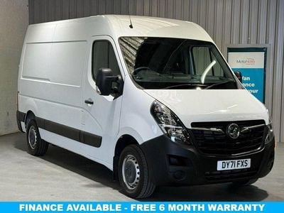 Used Vauxhall Movano Edition 135 HP (99 kW) 2021 White MPV