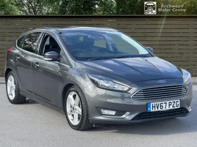 Used Ford Focus Titanium 125 HP (91 kW) 2017 Grey Hatchback