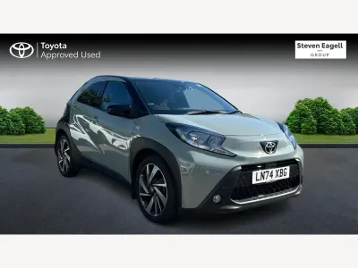 Used Toyota Aygo X 72 HP (52 kW) 2024 Green SUV