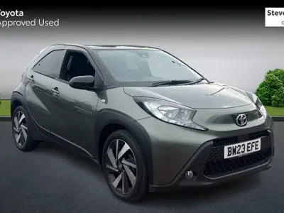 Used Toyota Aygo X 72 HP (52 kW) 2023 Green SUV