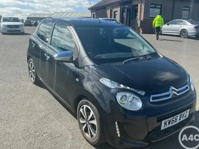 Używany Citroën C1 Flair 68 KM (50 kW) 2016 Czarny Hatchback
