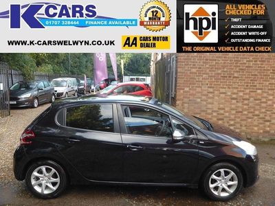 Blue Used 2015 Peugeot 208 Style Hatchback | £5,495 (Fair price)