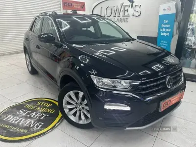 Usado VW T-Roc SE 150 HP (110 kW) 2019 Preto SUV