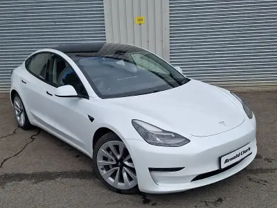 Used Tesla Model 3 Long Range AWD 11 kW (15 HP) 2021 White Sedan