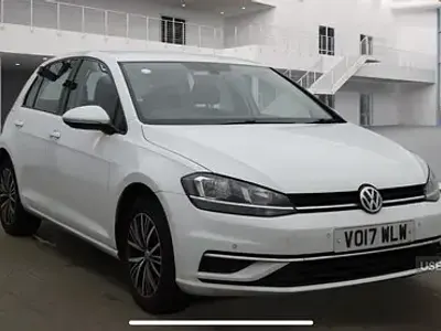 Used VW Golf VII SE 110 HP (80 kW) 2017 White Hatchback