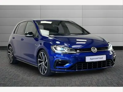 Used VW Golf VII R 300 HP (220 kW) 2019 Lapiz blue Hatchback