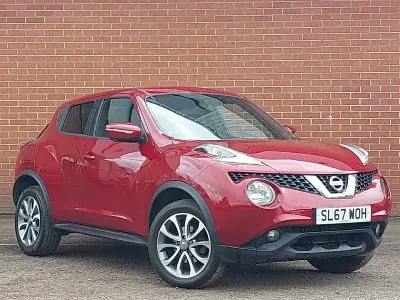 Used Nissan Juke Tekna 115 HP (84 kW) 2017 Red SUV