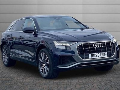 Used Audi Q8 S-Line 286 HP (210 kW) 2023 Waitomo blue SUV