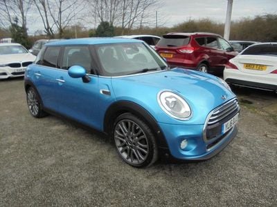 Used Mini Cooper D Hatch 116 HP (85 kW) 2016 Blue Hatchback