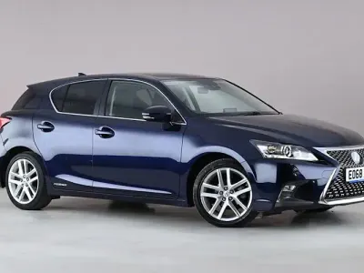 Used Lexus CT200h Luxury Line 136 HP (100 kW) 2018 Blue Hatchback