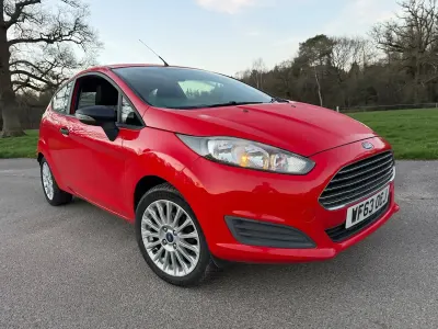 Used Ford Fiesta Studio 2013 Red Hatchback