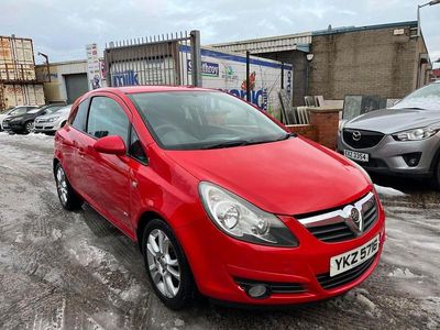 Used Vauxhall Corsa 89 HP (65 kW) 2009 Red Hatchback