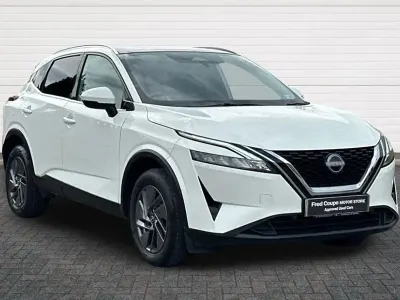 Used Nissan Qashqai Acenta Premium 158 HP (116 kW) 2023 White SUV