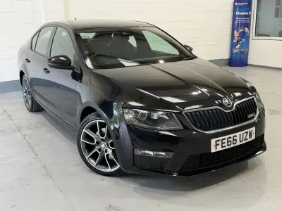 Used Skoda Octavia vRS 184 HP (135 kW) 2016 Black Estate