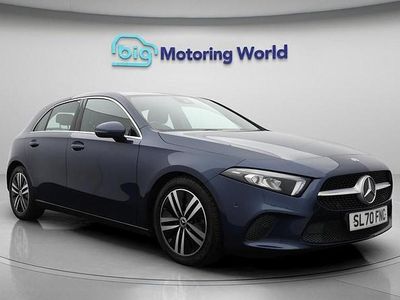 Used Mercedes A180 Executive 116 HP (85 kW) 2020 Blue Hatchback