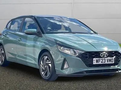 Used Hyundai i20 SE 101 HP (74 kW) 2023 Green Hatchback
