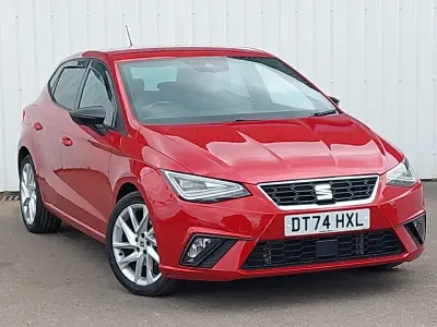 Używany Seat Ibiza FR 115 KM (84 kW) 2025 Czerwony Hatchback