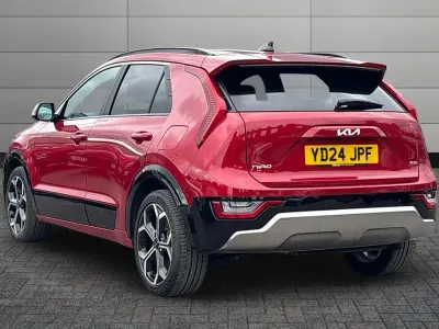 Used Kia Niro 2024 Red SUV
