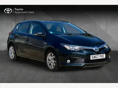 Used Toyota Auris Hybrid Business Edition 136 HP (100 kW) 2017 Grey Hatchback
