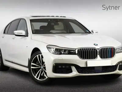 Usado BMW 750 M Sport 444 CV (326 kW) 2016 Blanco Berlina