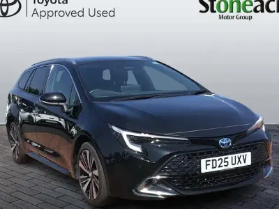 Used Toyota Corolla Design 140 HP (102 kW) 2025 Black Estate