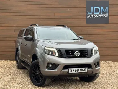 Usado Nissan Navara N-Guard 2019 Cinzento Pickup