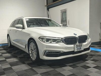 White Used 2025 BMW 520 Luxury Line Estate | £21,495