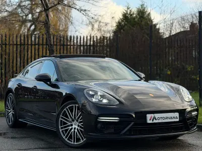 Usado Porsche Panamera 550 CV (404 kW) 2017 Negro Utilitario